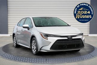 Used 2024 Toyota Corolla LE image 1