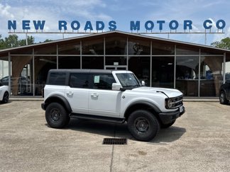 New 2025 Ford Bronco Outer Banks image 1