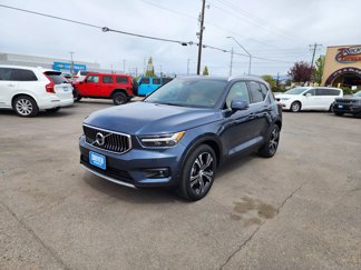 Used 2020 Volvo XC40 T5 Inscription w/ Protection Package image 1
