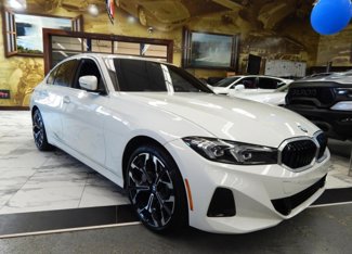 Used 2025 BMW 330i xDrive Sedan w/ M Sport Package image 1