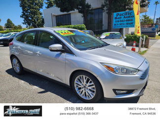 Used 2017 Ford Focus Titanium image 1