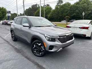 Used 2025 Kia Seltos S image 1
