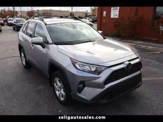 Used 2021 Toyota RAV4 XLE image 1