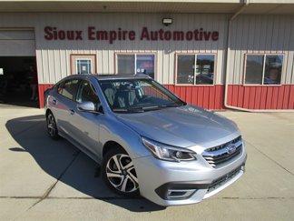 Used 2022 Subaru Legacy Limited image 1