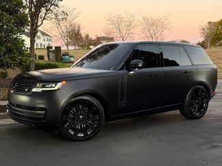 Used 2024 Land Rover Range Rover SE image 1
