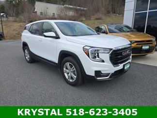 Used 2024 GMC Terrain SLE w/ LPO, Floor Liner Package image 1