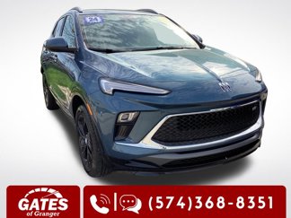 Used 2024 Buick Encore GX Sport Touring image 1