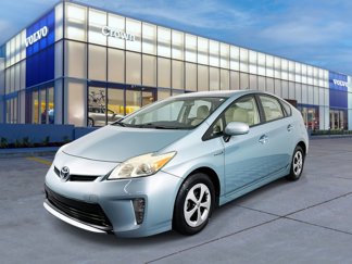 Used 2015 Toyota Prius Two image 1