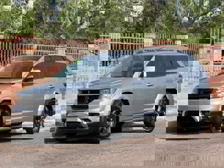 Used 2020 Dodge Journey Crossroad w/ Popular Equipment Group image 1
