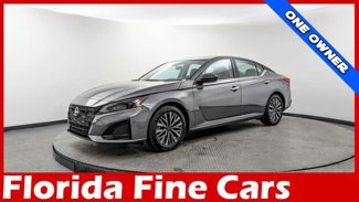 Used 2025 Nissan Altima 2.5 SV image 1