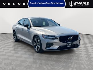 Certified 2025 Volvo S60 B5 Core image 1