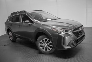 New 2025 Subaru Outback Premium image 1