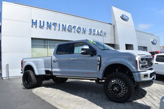 Used 2025 Ford F450 Platinum image 1