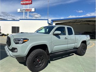 Used 2022 Toyota Tacoma TRD Sport image 1