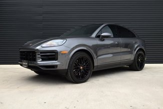 Used 2025 Porsche Cayenne Coupe image 1
