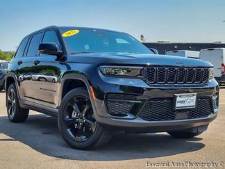 Certified 2022 Jeep Grand Cherokee Altitude image 1