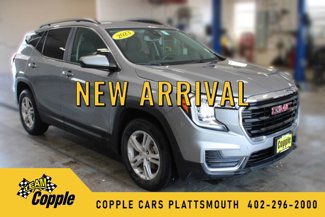 Used 2023 GMC Terrain SLE w/ Driver Convenience Package image 1