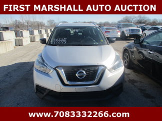 Used 2018 Nissan Kicks S image 1