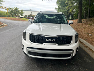 Used 2024 Kia Telluride EX w/ EX Captain's Chair Package image 1