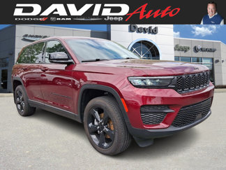 Certified 2023 Jeep Grand Cherokee Altitude image 1