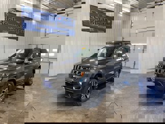 Used 2021 Jeep Grand Cherokee Limited w/ Luxury Group II image 1