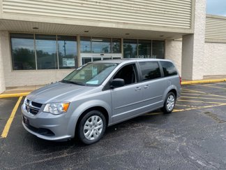 Used 2017 Dodge Grand Caravan SE image 1