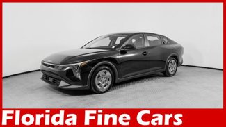 Used 2025 Kia K4 LX image 1