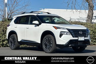 New 2025 Nissan Rogue Platinum image 1