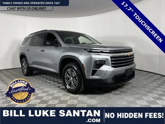 Used 2025 Chevrolet Traverse LT image 1