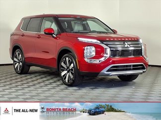 New 2025 Mitsubishi Outlander SE image 1