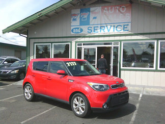 Used 2016 Kia Soul + image 1