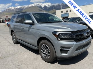 Used 2024 Ford Expedition XLT image 1