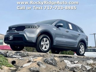Used 2023 Kia Sorento LX image 1