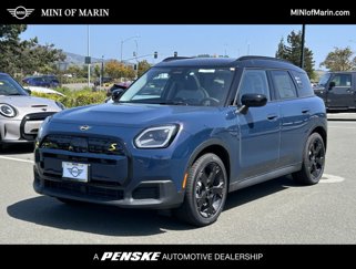 New 2025 MINI Cooper Countryman S E image 1