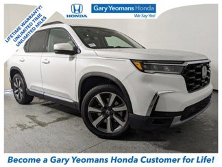 New 2025 Honda Pilot Touring image 1