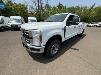 New 2025 Ford F350 4x4 Crew Cab Super Duty image 1