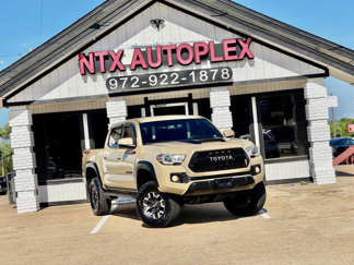 Used 2017 Toyota Tacoma TRD Off-Road image 1