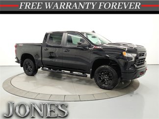 Used 2024 Chevrolet Silverado 1500 LT Trail Boss image 1