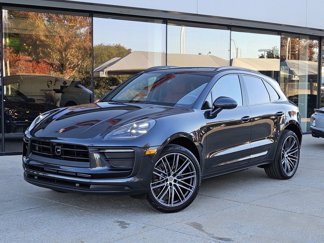 Certified 2025 Porsche Macan image 1