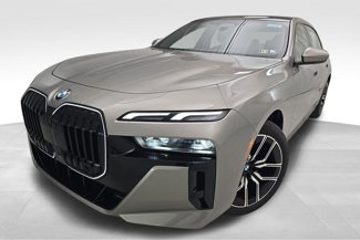 New 2026 BMW 740i xDrive image 1