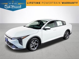 New 2025 Kia K4 LXS image 1