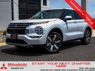 New 2025 Mitsubishi Outlander SE image 1