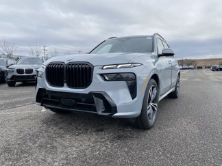 New 2025 BMW X7 xDrive40i w/ M Sport Package image 1