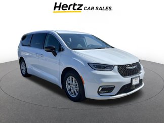 Used 2024 Chrysler Pacifica Touring-L image 1