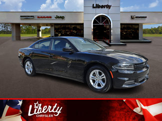 Used 2022 Dodge Charger SXT image 1