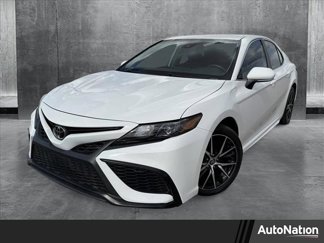 Used 2023 Toyota Camry SE image 1