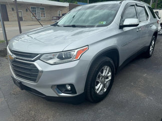 Used 2018 Chevrolet Traverse LT image 1
