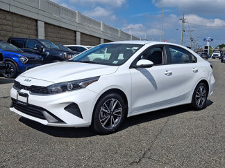 Certified 2022 Kia Forte LXS w/ LXS Technology Package image 1