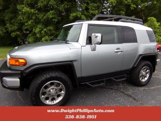 Used 2012 Toyota FJ Cruiser 4WD image 1