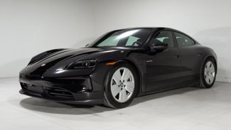 Certified 2025 Porsche Taycan image 1